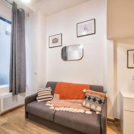 Bel Appartement Au Coeur De Montmartre Paris Luaran gambar